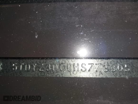 ✅ 2017 Toyota Sienna XLE Auto Access Seat • VIN: 5TDYZ3DC6HS773305 • Lot: 42364773. Listed on IAAI with 58,621 mi. Free auction sales archive from the USA and detailed vehicle history report at DreamBid. Image 18.