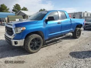 ✅ 2018 Toyota Tundra SR • VIN: 5TFRM5F1XJX131650 • Lot: 45644385. Listed on Copart with 86,797 mi. Free auction sales archive from the USA and detailed vehicle history report at DreamBid. Image 1.