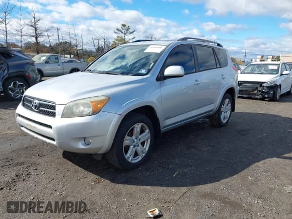 ✅ 2006 Toyota RAV4 Sport • VIN: JTMBD32V666008892 • Lot: 43569486. Listed on IAAI with 130,000 mi. Free auction sales archive from the USA and detailed vehicle history report at DreamBid. Image 2.
