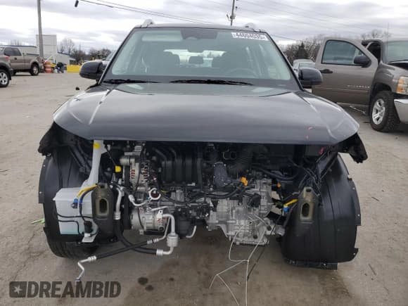 ✅ 2024 Hyundai Venue SEL • VIN: KMHRC8A36RU339384 • Lot: 44604035. Listed on Copart with 6,072 mi. Free auction sales archive from the USA and detailed vehicle history report at DreamBid. Image 5.