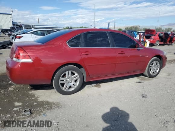 ✅ 2014 Chevrolet Impala LT • VIN: 2G1WB5E30E1183232 • Lot: 86183845. Wystawiony na Copart z przebiegiem 184 866 mil. Bezpłatny archiwum sprzedaży aukcyjnych z USA i szczegółowy raport historii pojazdu na DreamBid. Zdjęcie 3.