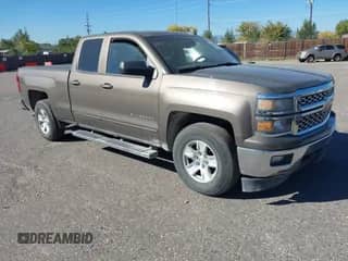 2015 Chevrolet Silverado 1500 LT z VIN 1GCVKREH4FZ272252, wystawiony jako IAAI lot #43392960 z przebiegiem 204 810 mil mil oraz . Historia ofert i sprzedaży dostępna na DreamBid. Obrazek 1.