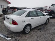 ✅ 2007 Ford Focus S • VIN: 1FAHP34N57W355068 • Lot: 43735746. Listed on IAAI with 126,471 mi. Free auction sales archive from the USA and detailed vehicle history report at DreamBid. Image 4.