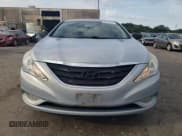 ✅ 2013 Hyundai Sonata SE • VIN: 5NPEC4AC3DH565204 • Lot: 66643744. Wystawiony na Copart z przebiegiem 128 660 mil. Bezpłatny archiwum sprzedaży aukcyjnych z USA i szczegółowy raport historii pojazdu na DreamBid. Zdjęcie 5.