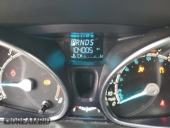 ✅ 2014 Ford Fiesta Titanium • VIN: 3FADP4CJ6EM171340 • Lot: 82093165. Listed on Copart with 104,005 mi. Free auction sales archive from the USA and detailed vehicle history report at DreamBid. Image 9.