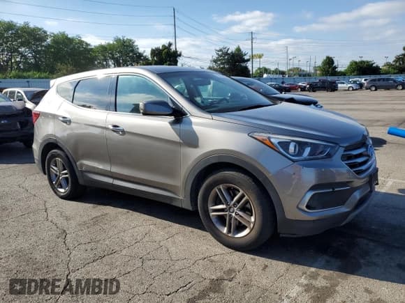 ✅ 2018 Hyundai Santa Fe 2.4L • VIN: 5NMZTDLB2JH108009 • Лот: 58174364. Опубликован ранее на Copart с пробегом 125 784 миль. Бесплатный доступ к архиву аукционных продаж из США и подробный отчёт об истории автомобиля на DreamBid. Изображение 4.