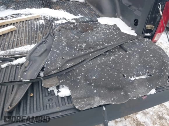 ✅ 2011 Ram 1500 SLT • VIN: 1D7RV1GP3BS512804 • Lot: 41688507. Listed on IAAI with 153,500 mi. Free auction sales archive from the USA and detailed vehicle history report at DreamBid. Image 12.