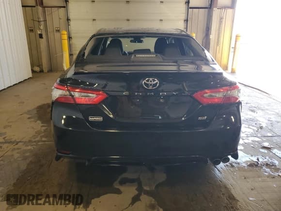 ✅ 2018 Toyota Camry SE • VIN: 4T1B11HK0JU119030 • Lot: 93021575. Listed on Copart with 79,203 mi. Free auction sales archive from the USA and detailed vehicle history report at DreamBid. Image 6.