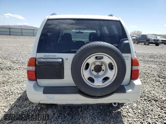 ✅ 2003 Suzuki XL7 Touring • VIN: JS3TX92V034109417 • Lot: 52672475. Listed on Copart with 96,760 mi. Free auction sales archive from the USA and detailed vehicle history report at DreamBid. Image 6.