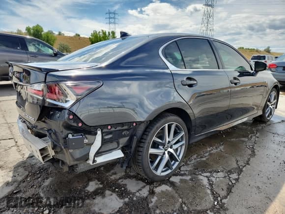 ✅ 2018 Lexus GS 350 • VIN: JTHCZ1BL4JA008578 • Lot: 80134145. Wystawiony na Copart z przebiegiem 42 636 mil. Bezpłatny archiwum sprzedaży aukcyjnych z USA i szczegółowy raport historii pojazdu na DreamBid. Zdjęcie 3.
