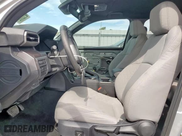 ✅ 2025 Toyota Tacoma TRD Sport • VIN: 3TYLB5JN9ST065089 • Lot: 67781045. Listed on Copart with 8,221 mi. Free auction sales archive from the USA and detailed vehicle history report at DreamBid. Image 7.