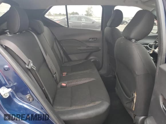 ✅ 2019 Nissan Kicks S • VIN: 3N1CP5CU0KL541868 • Лот: 85602465. Опубликован ранее на Copart с пробегом 155 953 миль. Бесплатный доступ к архиву аукционных продаж из США и подробный отчёт об истории автомобиля на DreamBid. Изображение 11.