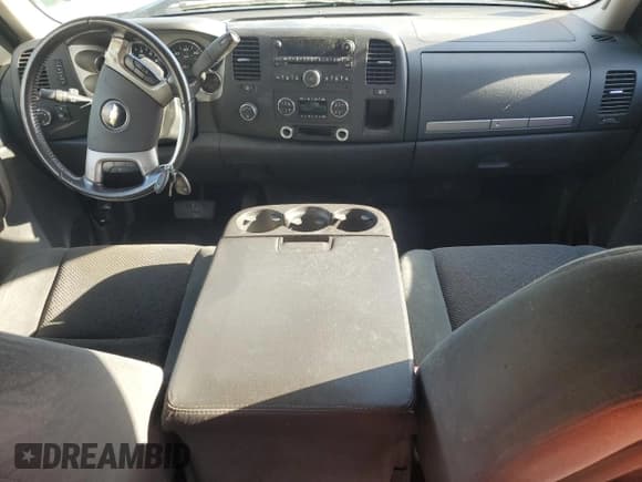 ✅ 2008 Chevrolet Silverado 1500 1LT • VIN: 1GCEK19J18Z108782 • Lot: 86131815. Listed on Copart with 181,598 mi. Free auction sales archive from the USA and detailed vehicle history report at DreamBid. Image 8.