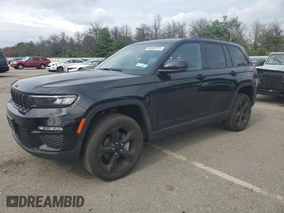 ✅ 2024 Jeep Grand Cherokee Limited • VIN: 1C4RJHBGXR8601296 • Лот: 66982375. Опубликован ранее на Copart с пробегом 19 657 миль. Бесплатный доступ к архиву аукционных продаж из США и подробный отчёт об истории автомобиля на DreamBid. Изображение 1.