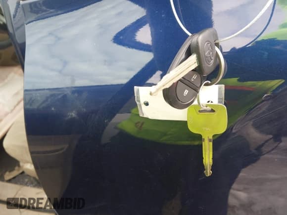 ✅ 2012 Toyota Highlander • VIN: 5TDZA3EHXCS027910 • Lot: 43550265. Listed on IAAI with 189,769 mi. Free auction sales archive from the USA and detailed vehicle history report at DreamBid. Image 11.