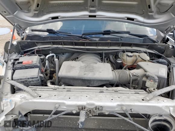 ✅ 2020 GMC Sierra 1500 • VIN: 1GTP8AEF6LZ182779 • Лот: 68669025. Опубликован ранее на Copart с пробегом 110 828 миль. Бесплатный доступ к архиву аукционных продаж из США и подробный отчёт об истории автомобиля на DreamBid. Изображение 11.