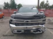 ✅ 2022 Chevrolet Silverado 1500 LTZ • VIN: 1GCPWEED6NZ108793 • Lot: 43199049. Wystawiony na IAAI z przebiegiem 117 719 mil. Bezpłatny archiwum sprzedaży aukcyjnych z USA i szczegółowy raport historii pojazdu na DreamBid. Zdjęcie 12.