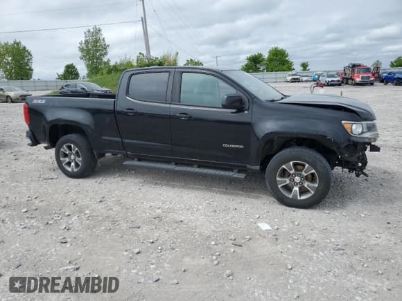 ✅ 2018 Chevrolet Colorado 4WD Z71 • VIN: 1GCGTDEN2J1147255 • Лот: 56698405. Опубликован ранее на Copart с пробегом 105 926 миль. Бесплатный доступ к архиву аукционных продаж из США и подробный отчёт об истории автомобиля на DreamBid. Изображение 4.