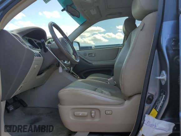 ✅ 2007 Toyota Highlander w/3rd Row • VIN: JTEDW21A870017864 • Лот: 90810055. Опубликован ранее на Copart с пробегом 146 899 миль. Бесплатный доступ к архиву аукционных продаж из США и подробный отчёт об истории автомобиля на DreamBid. Изображение 7.