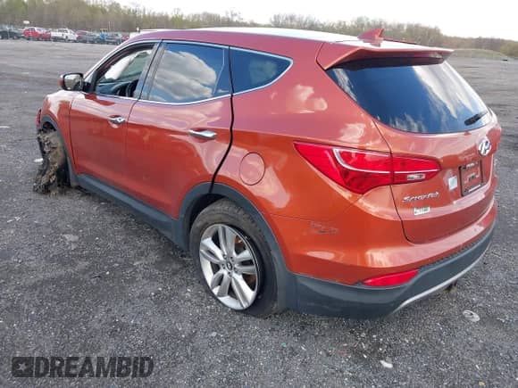 2013 Hyundai Santa Fe Sport z VIN 5XYZW3LA3DG027866, wystawiony jako IAAI lot #42028668 z przebiegiem 110 609 mil mil oraz . Historia ofert i sprzedaży dostępna na DreamBid. Obrazek 3.