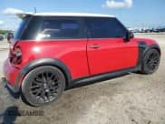 ✅ 2004 MINI Hardtop S • VIN: WMWRE33464TD83018 • Lot: 66844745. Listed on Copart with 144,202 mi. Free auction sales archive from the USA and detailed vehicle history report at DreamBid. Image 3.