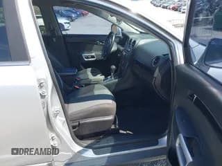 ✅ 2014 Chevrolet Captiva Sport LS • VIN: 3GNAL2EK9ES542755 • Lot: 41927805. Wystawiony na IAAI z przebiegiem 126 551 mil. Bezpłatny archiwum sprzedaży aukcyjnych z USA i szczegółowy raport historii pojazdu na DreamBid. Zdjęcie 5.