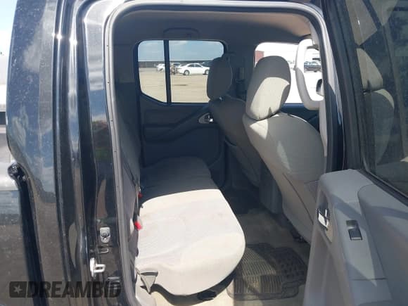 ✅ 2018 Nissan Frontier SV • VIN: 1N6DD0ER3JN712744 • Lot: 43270238. Listed on IAAI with 136,119 mi. Free auction sales archive from the USA and detailed vehicle history report at DreamBid. Image 8.