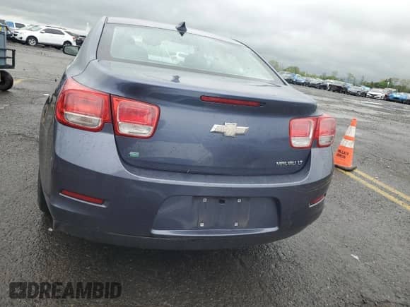 2015 Chevrolet Malibu LT z VIN 1G11D5SL9FF228817, wystawiony jako Copart lot #56378795 z przebiegiem 73 740 mil mil oraz Szkoda całkowita • Salvage title. Historia ofert i sprzedaży dostępna na DreamBid. Obrazek 6.