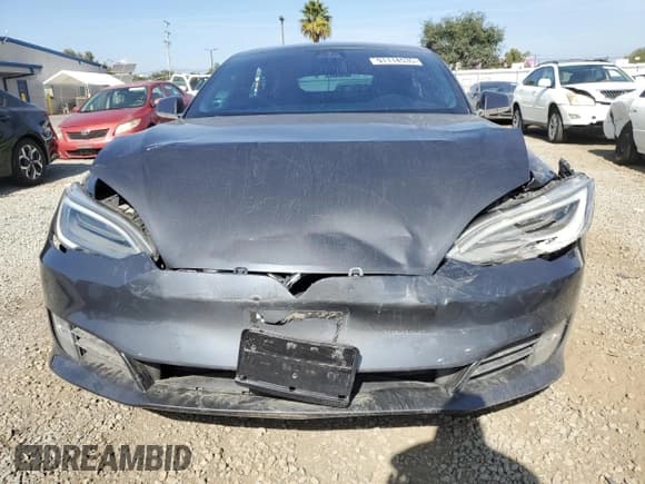 ✅ 2018 Tesla Model S 75D • VIN: 5YJSA1E21JF298132 • Лот: 91114535. Опубликован ранее на Copart с пробегом 96 942 миль. Бесплатный доступ к архиву аукционных продаж из США и подробный отчёт об истории автомобиля на DreamBid. Изображение 5.