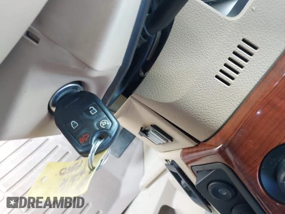 ✅ 2015 Ford F-250 Lariat • VIN: 1FT7W2BT1FEC08741 • Lot: 42460228. Listed on IAAI with 122,024 mi. Free auction sales archive from the USA and detailed vehicle history report at DreamBid. Image 11.