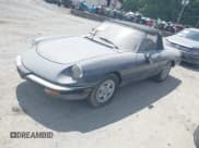 ✅ 1986 Alfa Romeo Spider Veloce • VIN: ZARBA541XG1037637 • Лот: 42680315. Опубликован ранее на IAAI с пробегом 124 876 миль. Бесплатный доступ к архиву аукционных продаж из США и подробный отчёт об истории автомобиля на DreamBid. Изображение 2.