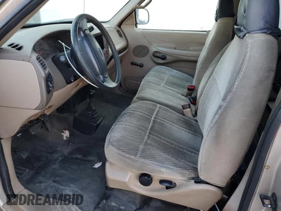 ✅ 1998 Ford F-250 • VIN: 1FTPX28L1WKC07787 • Lot: 75915464. Listed on Copart with 199,543 mi. Free auction sales archive from the USA and detailed vehicle history report at DreamBid. Image 7.