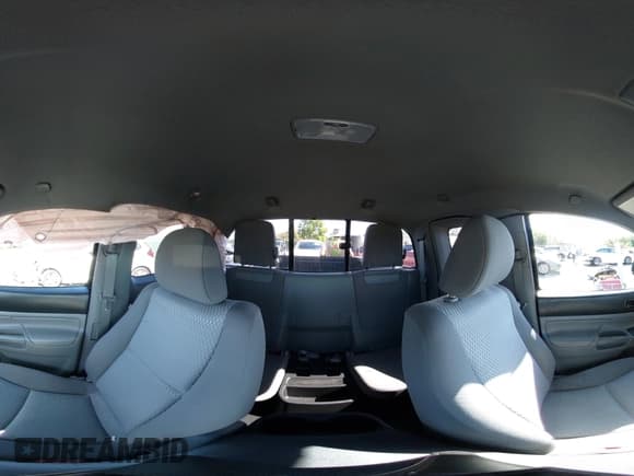 ✅ 2015 Toyota Tacoma • VIN: 5TFTX4CN9FX050774 • Lot: 43359443. Listed on IAAI with 85,554 mi. Free auction sales archive from the USA and detailed vehicle history report at DreamBid. Image 18.