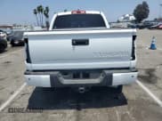 ✅ 2021 Toyota Tundra Limited • VIN: 5TFFY5F16MX293416 • Lot: 57102514. Wystawiony na Copart z przebiegiem 24 902 mil. Bezpłatny archiwum sprzedaży aukcyjnych z USA i szczegółowy raport historii pojazdu na DreamBid. Zdjęcie 6.