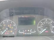 ✅ 2020 Ford Transit Cargo • VIN: 1FTYE1Y83LKA27478 • Lot: 42468253. Wystawiony na IAAI z przebiegiem 73 131 mil. Bezpłatny archiwum sprzedaży aukcyjnych z USA i szczegółowy raport historii pojazdu na DreamBid. Zdjęcie 7.