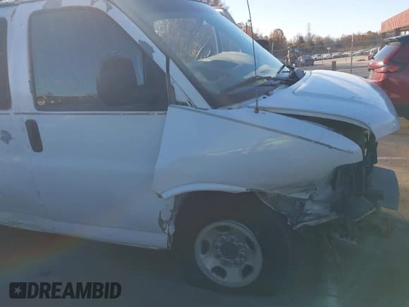 ✅ 2007 Chevrolet Express Cargo • VIN: 1GCGG25V471133620 • Лот: 43715719. Опубликован ранее на IAAI с пробегом 281 494 миль. Бесплатный доступ к архиву аукционных продаж из США и подробный отчёт об истории автомобиля на DreamBid. Изображение 6.