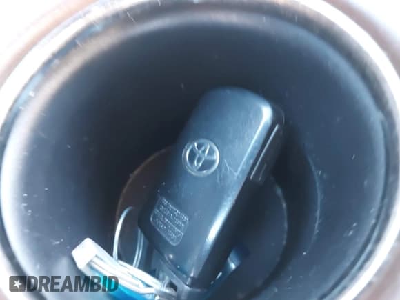 ✅ 2013 Toyota Avalon XLE Premium • VIN: 4T1BK1EB2DU071181 • Lot: 43609338. Listed on IAAI with 72,983 mi. Free auction sales archive from the USA and detailed vehicle history report at DreamBid. Image 11.