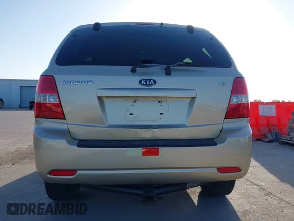 ✅ 2009 Kia Sorento LX • VIN: KNDJC735X95896156 • Lot: 42857629. Wystawiony na IAAI z przebiegiem 189 131 mil. Bezpłatny archiwum sprzedaży aukcyjnych z USA i szczegółowy raport historii pojazdu na DreamBid. Zdjęcie 16.