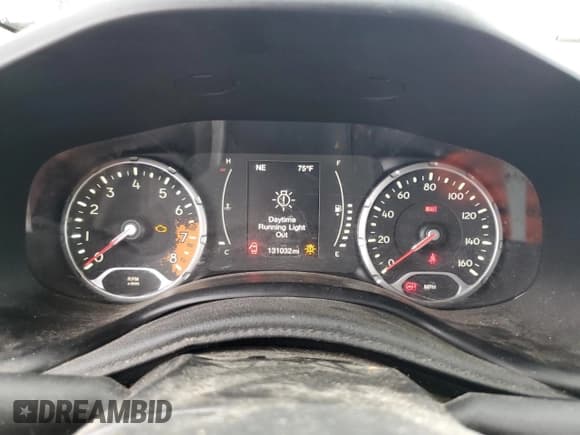 ✅ 2016 Jeep Renegade Sport • VIN: ZACCJBAW4GPC77215 • Лот: 63312585. Опубликован ранее на Copart с пробегом 131 032 миль. Бесплатный доступ к архиву аукционных продаж из США и подробный отчёт об истории автомобиля на DreamBid. Изображение 9.