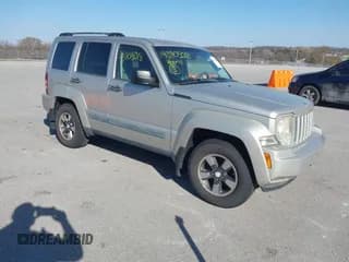 ✅ 2008 Jeep Liberty Sport • VIN: 1J8GN28K98W154158 • Лот: 43705018. Опубликован ранее на IAAI с пробегом 197 512 миль. Бесплатный доступ к архиву аукционных продаж из США и подробный отчёт об истории автомобиля на DreamBid. Изображение 1.
