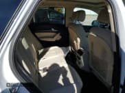 ✅ 2023 Audi Q5 S line Premium Plus • VIN: WA1EAAFY2P2158032 • Лот: 89933195. Опубликован ранее на Copart с пробегом 9 893 миль. Бесплатный доступ к архиву аукционных продаж из США и подробный отчёт об истории автомобиля на DreamBid. Изображение 11.