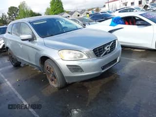 ✅ 2012 Volvo XC60 PZEV • VIN: YV4940DZ9C2262111 • Lot: 42010368. Wystawiony na IAAI z przebiegiem 211 620 mil. Bezpłatny archiwum sprzedaży aukcyjnych z USA i szczegółowy raport historii pojazdu na DreamBid. Zdjęcie 1.