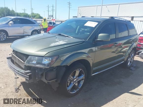 ✅ 2017 Dodge Journey Crossroad Plus • VIN: 3C4PDCGB1HT677813 • Лот: 41983740. Опубликован ранее на IAAI с пробегом 87 879 миль. Бесплатный доступ к архиву аукционных продаж из США и подробный отчёт об истории автомобиля на DreamBid. Изображение 21.