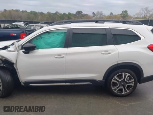 ✅ 2024 Subaru Ascent Limited • VIN: 4S4WMAUD6R3437560 • Lot: 41853574. Listed on IAAI with 19,423 mi. Free auction sales archive from the USA and detailed vehicle history report at DreamBid. Image 14.