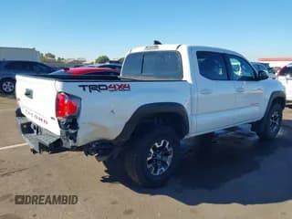 ✅ 2021 Toyota Tacoma TRD Off Road • VIN: 3TMCZ5AN8MM409800 • Lot: 43807201. Wystawiony na IAAI z przebiegiem 27 798 mil. Bezpłatny archiwum sprzedaży aukcyjnych z USA i szczegółowy raport historii pojazdu na DreamBid. Zdjęcie 6.