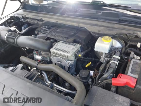 ✅ 2024 Ram 1500 Tradesman • VIN: 1C6SRFGT2RN155870 • Lot: 42581007. Wystawiony na IAAI z przebiegiem 43 421 mil. Bezpłatny archiwum sprzedaży aukcyjnych z USA i szczegółowy raport historii pojazdu na DreamBid. Zdjęcie 10.