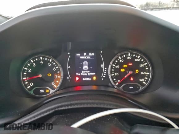 ✅ 2018 Jeep Renegade Latitude • VIN: ZACCJABB0JPH78972 • Lot: 95504015. Listed on Copart with 64,921 mi. Free auction sales archive from the USA and detailed vehicle history report at DreamBid. Image 9.