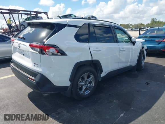 ✅ 2025 Toyota RAV4 Hybrid XLE • VIN: 2T3RWRFV3SW252840 • Lot: 43549057. Listed on IAAI with 68,515 mi. Free auction sales archive from the USA and detailed vehicle history report at DreamBid. Image 4.