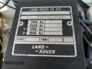 ✅ 1985 Land Rover Defender • VIN: SALLDHHC7BA237588 • Lot: 69658774. Wystawiony na Copart z przebiegiem Nie podano. Bezpłatny archiwum sprzedaży aukcyjnych z USA i szczegółowy raport historii pojazdu na DreamBid. Zdjęcie 13.