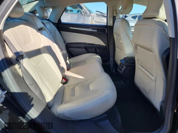 ✅ 2016 Ford Fusion Titanium • VIN: 3FA6P0K92GR160480 • Lot: 87106035. Listed on Copart with 173,924 mi. Free auction sales archive from the USA and detailed vehicle history report at DreamBid. Image 10.